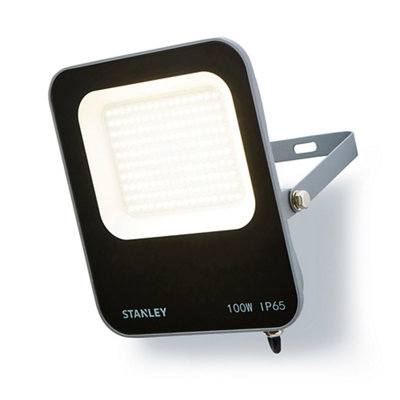 Stanley Ik10 Black Mains-Powered Cool Daylight Led Without Sensor Slimline Floodlight 11000Lm