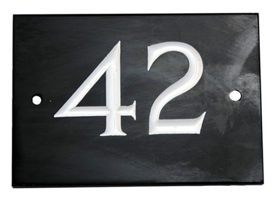 The House Nameplate Company Black & White Slate Rectangular House Number 42, (H)102Mm (W)140Mm