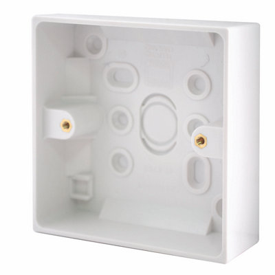 Bg Plastic 30Mm Single Pattress Box