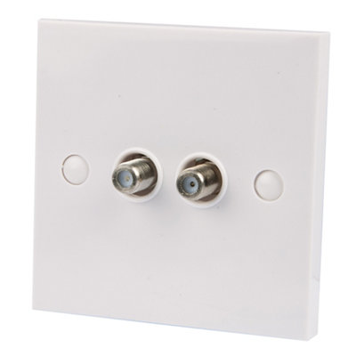 Slx White 2 Gang Gloss Plastic Outlet Plate