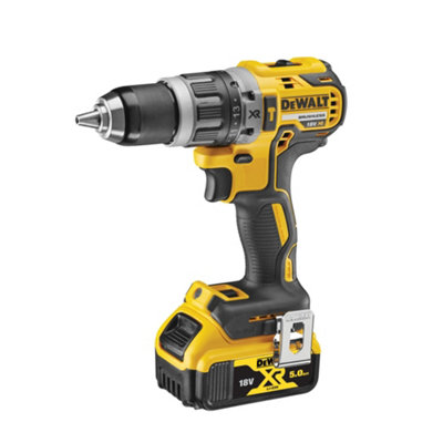 Dewalt 18V Li-Ion Brushless Cordless Combi Drill (1 X 5Ah) - Dcd796p1-Gb