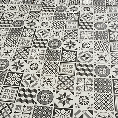 Goodhome Konkrete Black & White Matt Concrete Effect Ceramic Indoor Wall Tile Sample