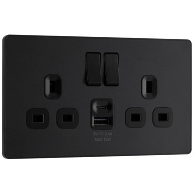Bg Matt Black Double 13A 12W Raised Slim Switched Screwless Socket With Usb, X2 & Black Inserts