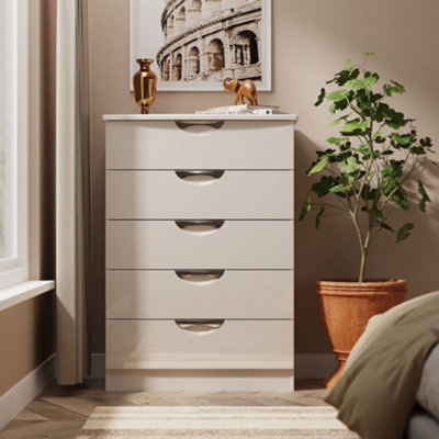 B&Q Rovigo Ready Assembled Matt Kashmir 5 Drawer Chest (H)1074Mm (W)765Mm (D)415Mm