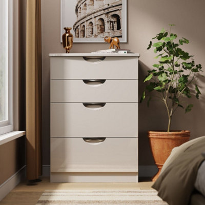 B&Q Rovigo Ready Assembled Matt Kashmir 4 Drawer Chest (H)1074Mm (W)765Mm (D)415Mm