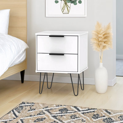 B&Q Manhattan Ready Assembled Matt White No Effect 2 Drawer Bedside Table (H)570Mm (W)450Mm (D)395Mm
