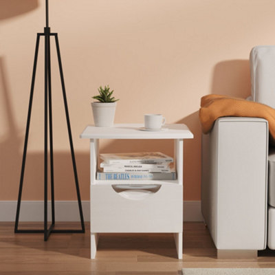 B&Q Rovigo Ready Assembled Gloss White 1 Drawer Side Table (H)498Mm (W)440Mm (D)480Mm