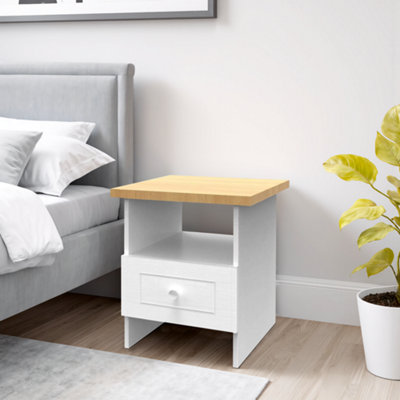 B&Q Ready Assembled Porcelain White Side Table (H)495Mm (W)400Mm
