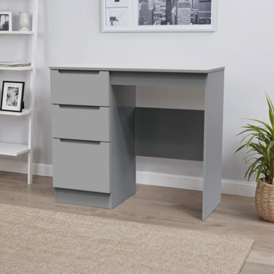 B&Q Messina Ready Assembled Grey 3 Drawer Non-Extendable Dressing Table (H)785Mm (W)904Mm (D)390Mm