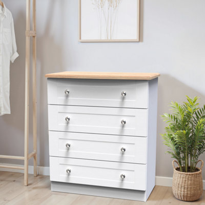 B&Q Santander Ready Assembled Matt White & Oak 4 Drawer Wide Chest (H)882Mm (W)765Mm (D)415Mm
