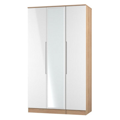 B&Q Messina Ready Assembled Modern White & Oak Effect Tall Triple Wardrobe With 1 Mirror Door (H)1970Mm (W)1110Mm (D)530Mm