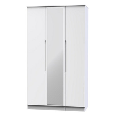 B&Q Messina Ready Assembled Modern Matt White Tall Triple Wardrobe With 1 Mirror Door (H)1970Mm (W)1110Mm (D)530Mm