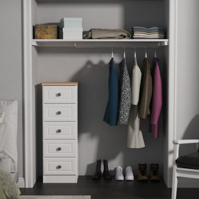 B&Q Savona Ready Assembled White Ash Bardolino Oak Effect 5 Drawer Bedside Chest (H)1074Mm (W)374Mm (D)402Mm