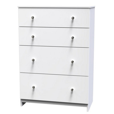 B&Q Yarmouth Ready Assembled Matt White No Effect 4 Drawer Deep Chest (H)1067Mm (W)740Mm (D)390Mm