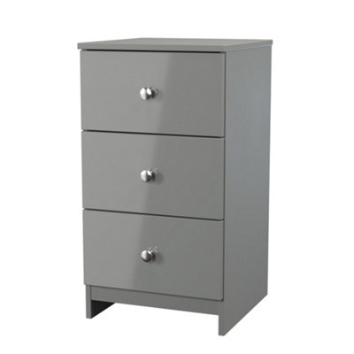 B&Q Yarmouth Ready Assembled Matt Grey No Effect 3 Drawer Bedside Chest (H)685Mm (W)370Mm (D)390Mm