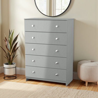 B&Q Yarmouth Ready Assembled Matt Grey No Effect 5 Drawer Wide Chest (H)1067Mm (W)740Mm (D)390Mm