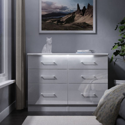 B&Q Pisa Ready Assembled Matt White Built-In Lighting 6 Drawer Chest (H)1118Mm (W)792Mm (D)414Mm