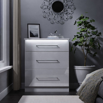 B&Q Pisa Ready Assembled Matt White Built-In Lighting 3 Drawer Chest (H)882Mm (W)765Mm (D)415Mm
