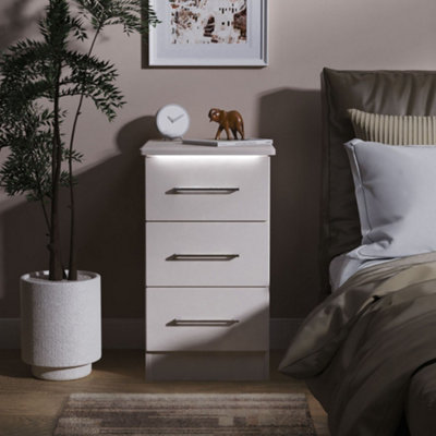 B&Q Pisa Ready Assembled Matt Kashmir Built-In Lighting 3 Drawer Bedside Chest (H)692Mm (W)395Mm (D)411Mm