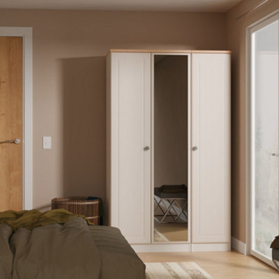 B&Q Savona Ready Assembled Kashmir Ash Bardolino Oak Effect Triple Wardrobe With 1 Mirror Door (H)1824Mm (W)1108Mm (D)530Mm