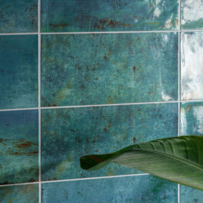 Ca’pietra Digbeth Emerald Green & Blue Gloss Brick Metallic Effect Ceramic Indoor Wall Tile, Pack Of 22, (L)300Mm (W)150Mm