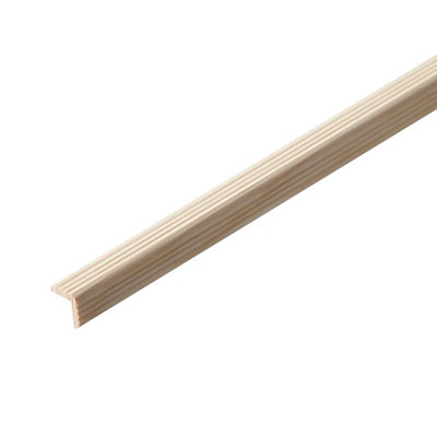 B&Q Unfinished Natural Pine Angled Edge Moulding (L)2400Mm (W)23Mm (T)23Mm