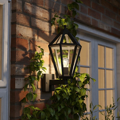 Goodhome Radley Fixed Matt Black Mains-Powered Outdoor Up Wall Light