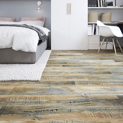 Goodhome Baila Distressed Brown Oak Wood Effect Textured Click Vinyl Click Flooring, 2.2M²