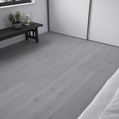 Goodhome Baila Grey Oak Wood Effect Textured Click Vinyl Click Flooring, 2.2M²