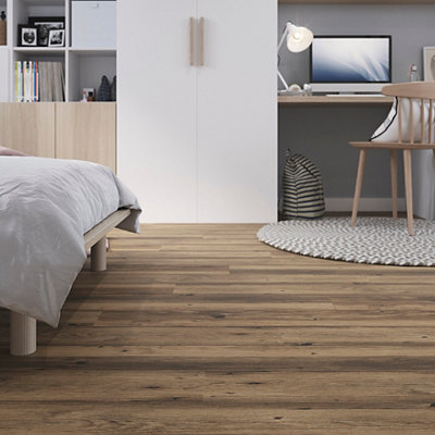 Goodhome Baila Distressed Natural Oak Wood Effect Textured Click Vinyl Click Flooring, 2.2M²