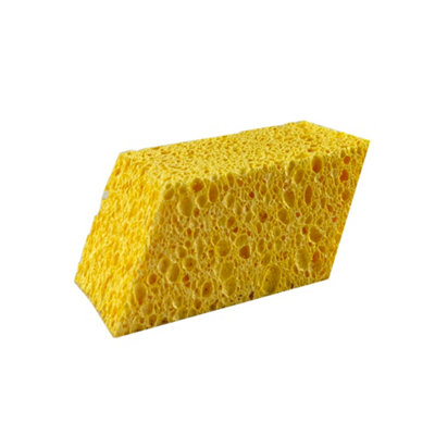 B&Q Brown Yellow Cellulose Angled Sponge