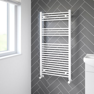 Flomasta Flat White 2101Btu Vertical Towel Radiator (W)600Mm X (H)1200Mm