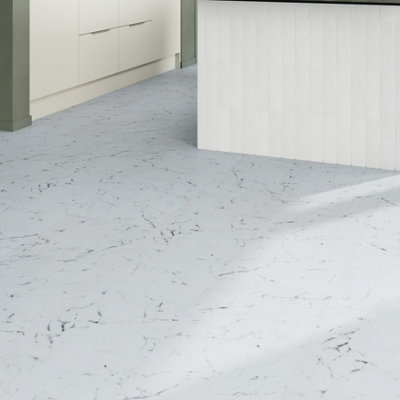 Goodhome Mambo White Natural Marble Effect Textured Click Vinyl Tile, 1.92M²