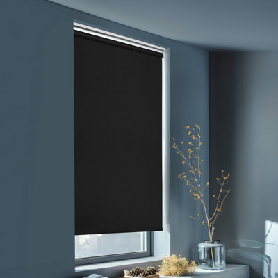Goodhome Boreas Corded Black Blackout Roller Blind (W)60Cm (L)180Cm