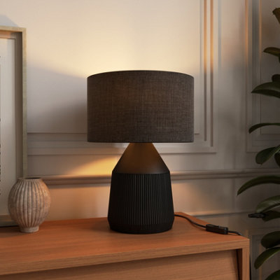 Goodhome Longclaw Round Matt Black Table Lamp