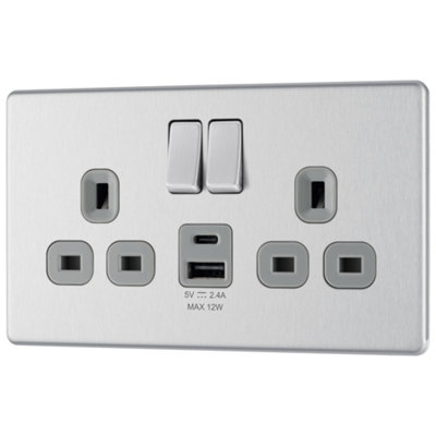 Goodhome Brushed Steel Double 13A Flat Switched Screwless Socket With Usb, 13 X2 & Grey Inserts