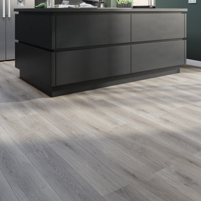 Goodhome Mambo Grey Wood Effect Synchronised Click Vinyl Planks, 2.17M²