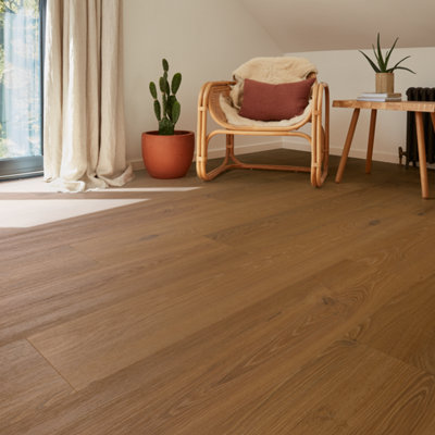 Palio By Karndean Golden Warm Oak Effect Embossed Luxury Vinyl Click Planks, 3.2M²