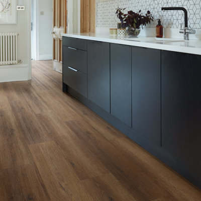 Palio By Karndean Dark Brown Warm Oak Effect Embossed Luxury Vinyl Click Planks, 3.2M²