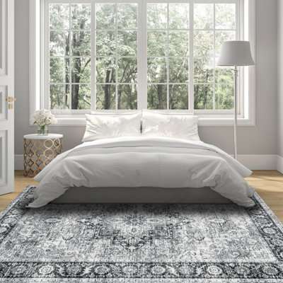 B&Q Grey Persian Large Rug, (L)230Cm X (W)160Cm