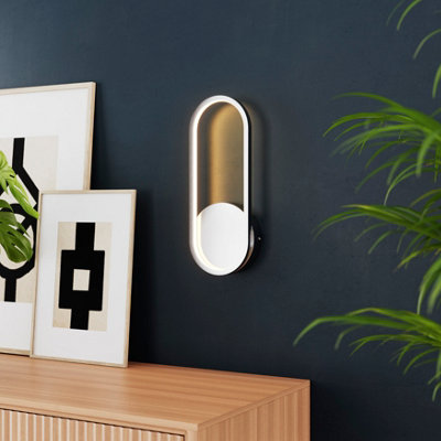Goodhome Papua Modern Chrome Effect Wired Led Wall Light