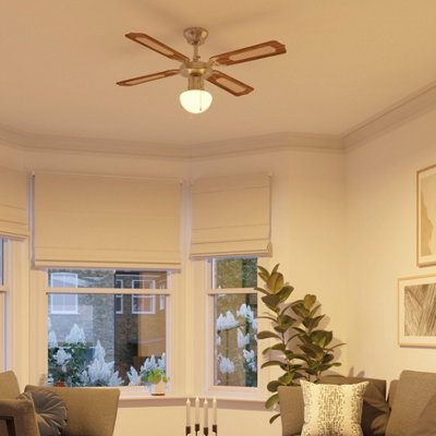 Goodhome Lari Traditional Antique Brass Effect Ceiling Fan Light