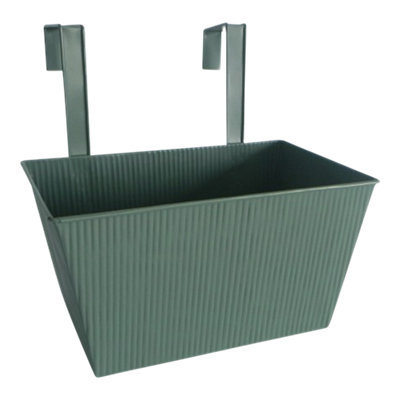 Verve 4L Green Metal Rectangular Trough (H)20Cm (W)20Cm (D)34Cm