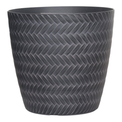 Verve Rattan Effect Black Recycled Plastic Plant Pot (Dia) 13Cm, (H)12Cm