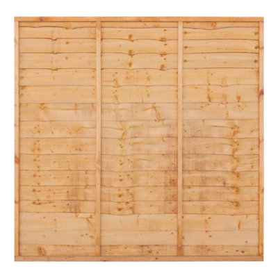 B&Q Superior Traditional Lap Pressure Treated 6Ft Golden Brown Wooden Fence Panel (W)1.83M (H)1.8M