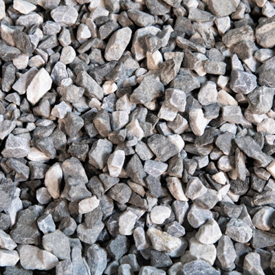 B&Q Black Ice 14-20Mm Chippings, Medium, 0.3M²