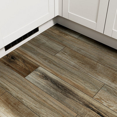 Goodhome Beyaz Natural Matt Wood Effect Textured Porcelain Indoor Wall & Floor Tile, Pack Of 17, (L)600Mm (W)150Mm