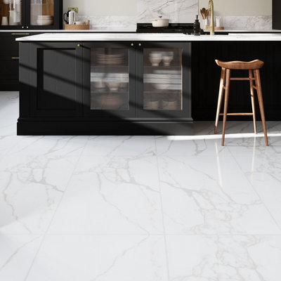 Goodhome Moteru White Polished Marble Effect Porcelain Indoor Wall & Floor Tile, Pack Of 2, (L)1200Mm (W)600Mm
