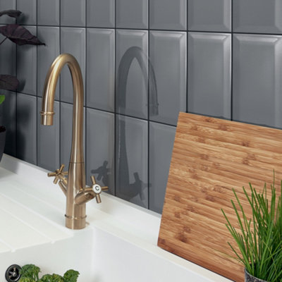 Goodhome Trentie Anthracite Gloss Textured Ceramic Indoor Wall Tile, Pack Of 50, (L)200Mm (W)100Mm