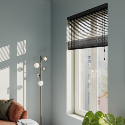 Goodhome Lone Black Pvc Venetian Blind (W)120Cm (L)180Cm